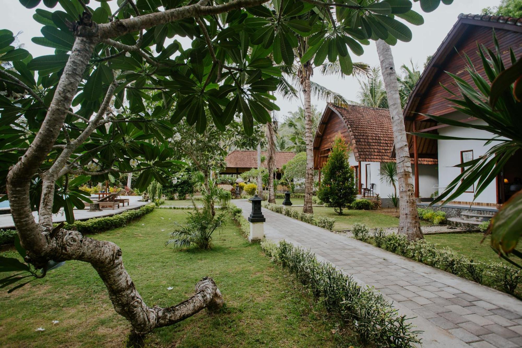 Crystal Bay Villa Sakti Екстер'єр фото